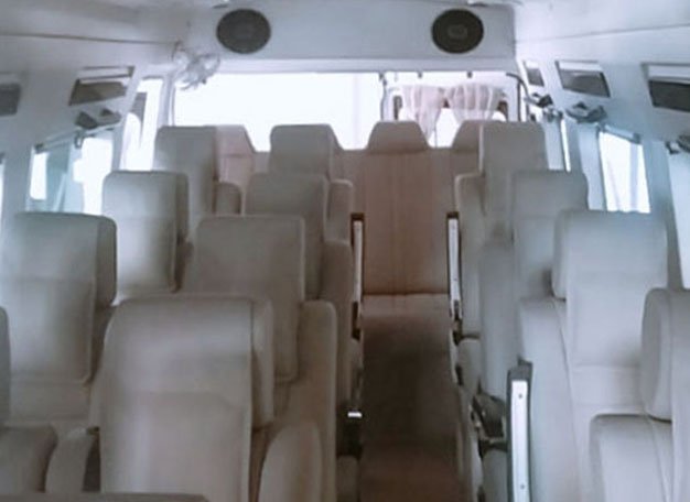 Maharaja Tempo Traveller in Jaipur